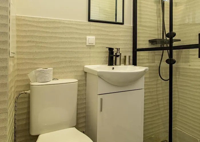 Louvre Loft: Charming In * ソフィア